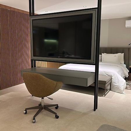 Jade Hotel Brasilia Candangolandia Eksteriør billede A room at the hotel
