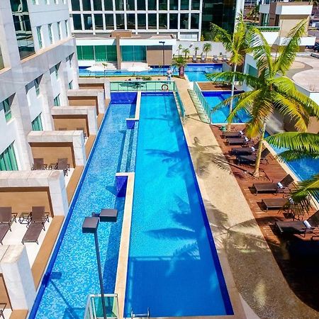 Jade Hotel Brasília Eksteriør billede The swimming pool at the hotel