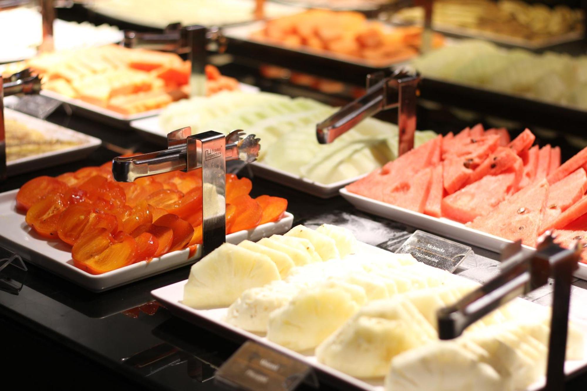 Jade Hotel Brasilia Candangolandia Eksteriør billede Fruit salad
