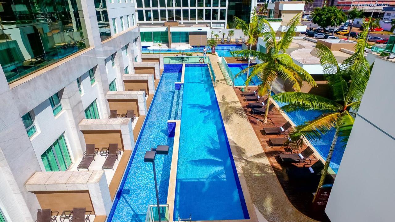 Jade Hotel Brasília Eksteriør billede The swimming pool at the hotel